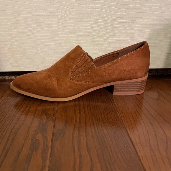 Faux Suede Loafers | 7.5 fits like 8!! - Picture 4 of 7